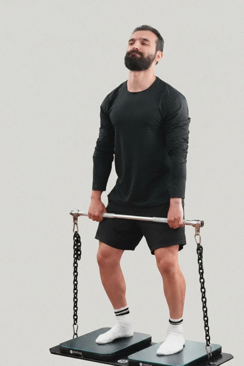 Isometric belt squat performed on dual MELOQ force plates